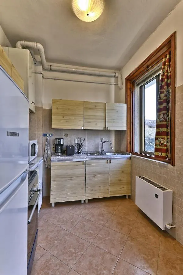 Appartamento Nonna Agnese - Theater Home Toscolano Maderno 0*,  Italy