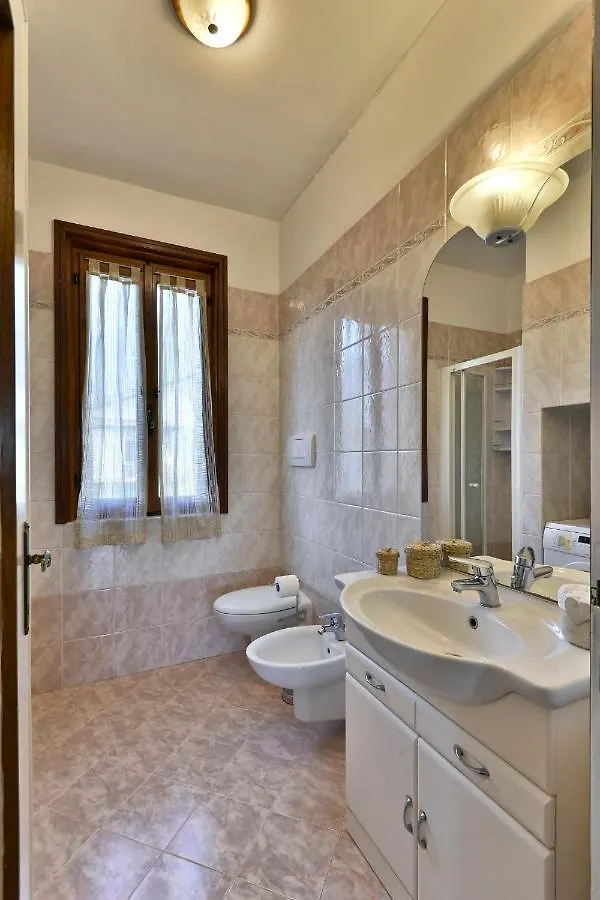 Appartamento Nonna Agnese - Theater Home Toscolano Maderno Apartment
