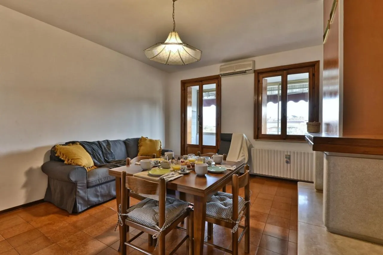 Appartamento Nonna Agnese - Theater Home Toscolano-Maderno Italia